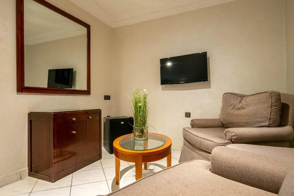 Hotel Casablanca — photo 14